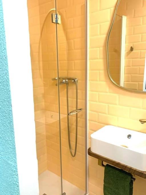 Exclusivo Y Acogedor Piso Con Encanto En Plaza Chueca, Con Aire Acondicionado Y Calefaccion Apartment Мадрид Екстериор снимка